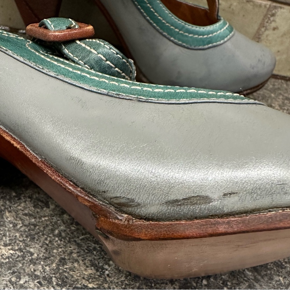 Fossil T Strap Shoes Size 7.5 Heels - Picture 7 of 12
